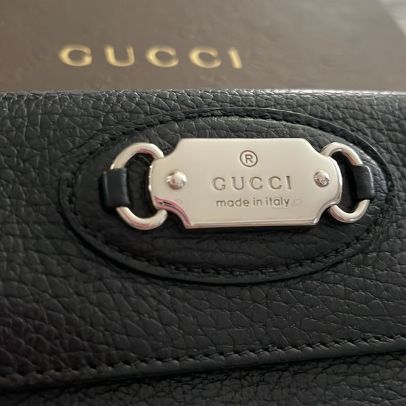 Gucci Preloved wallet black leather excellent condition hardware no scratches - Picture 2 of 7